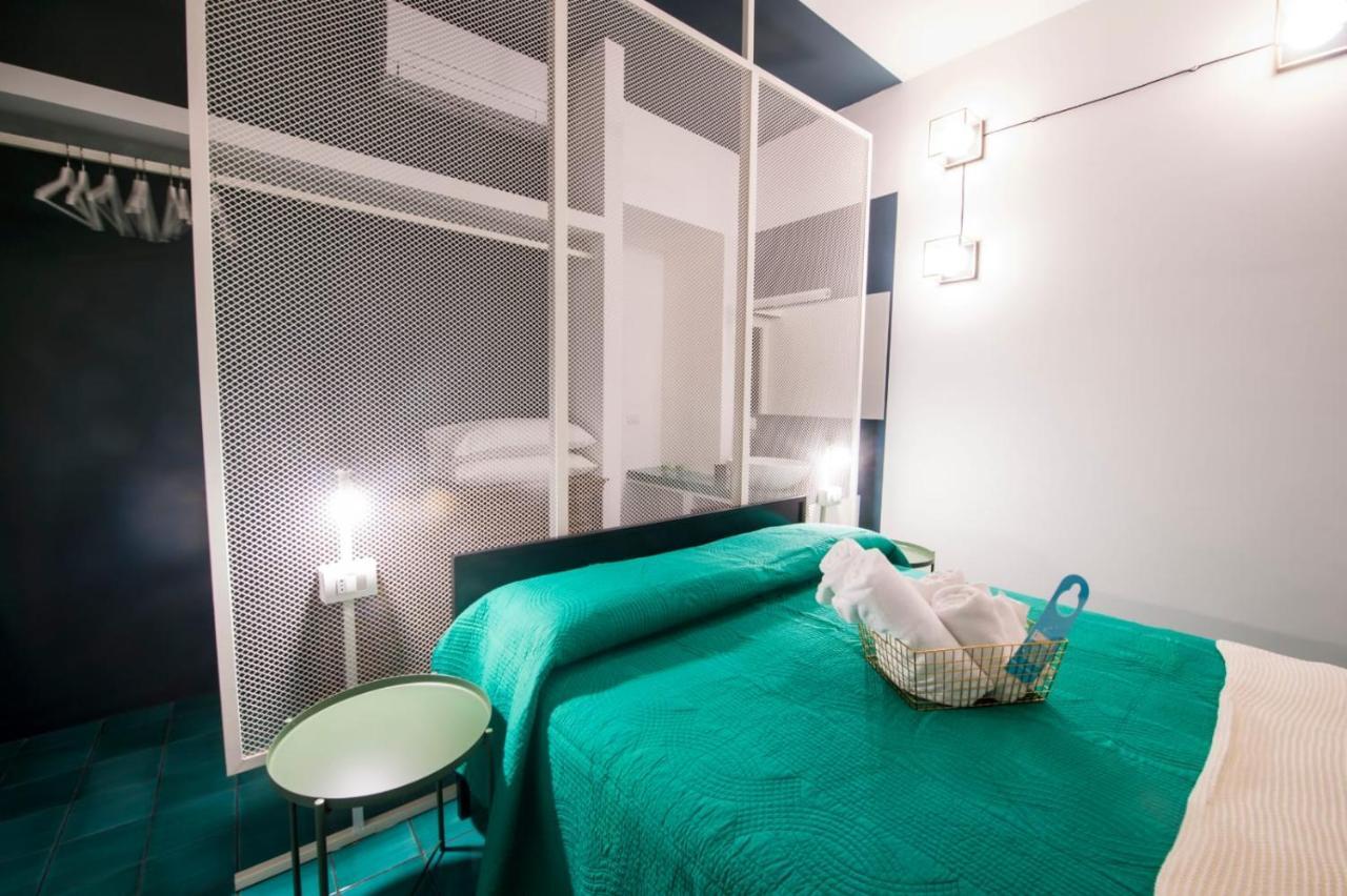 Ninina Boutique Suites Salerno Bagian luar foto